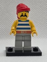 LEGO Pirates pi072 Pirate Blue / White Stripes Shirt