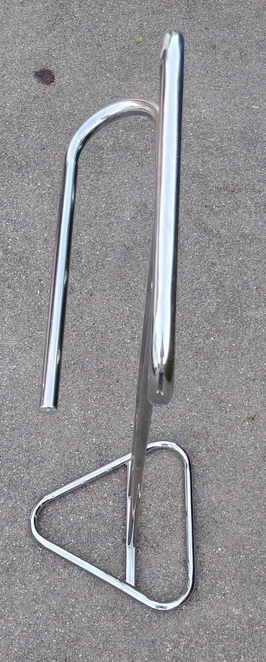 Garderobe: Herrendiener – Gebraucht aus Oberrohrdorf von Mik_6hxw