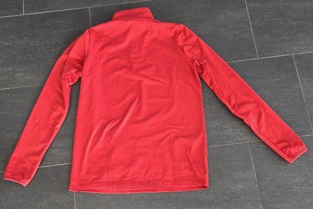 T-shirt: Ski Langarmshirt Gr. 164/170 – Usato da Oberegg venduto da Roberto24 2