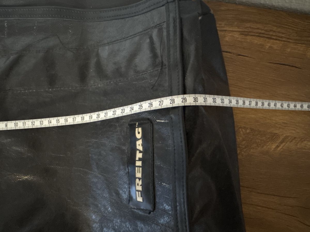 Freitag Borse: Sac FREITAG noir, très utilisé – Usato da Brügg BE venduto da Goob 9