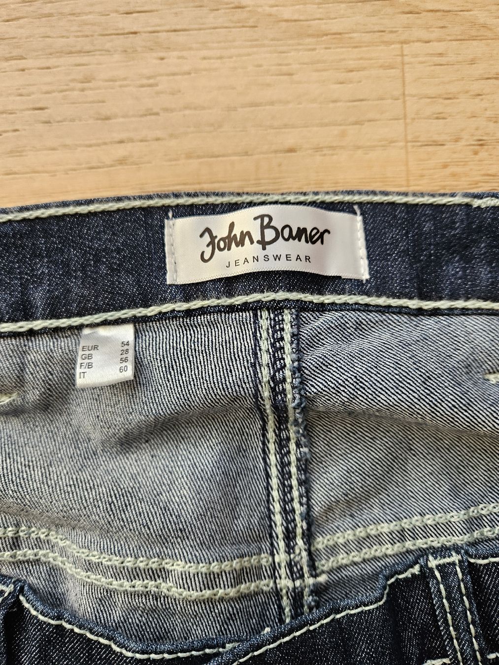 Jeans: Damenjeans neu gr.54 – Nuovo (secondo la descrizione) da Muri AG venduto da Truckgirl_87 1