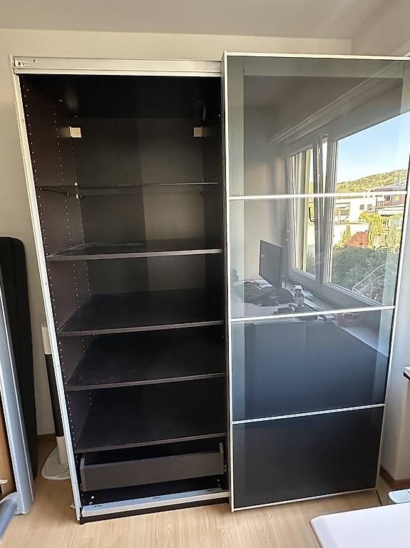 Schränke: Kleiderschrank 150x202x60 – Gebraucht aus Zufikon von nitoiv3 2