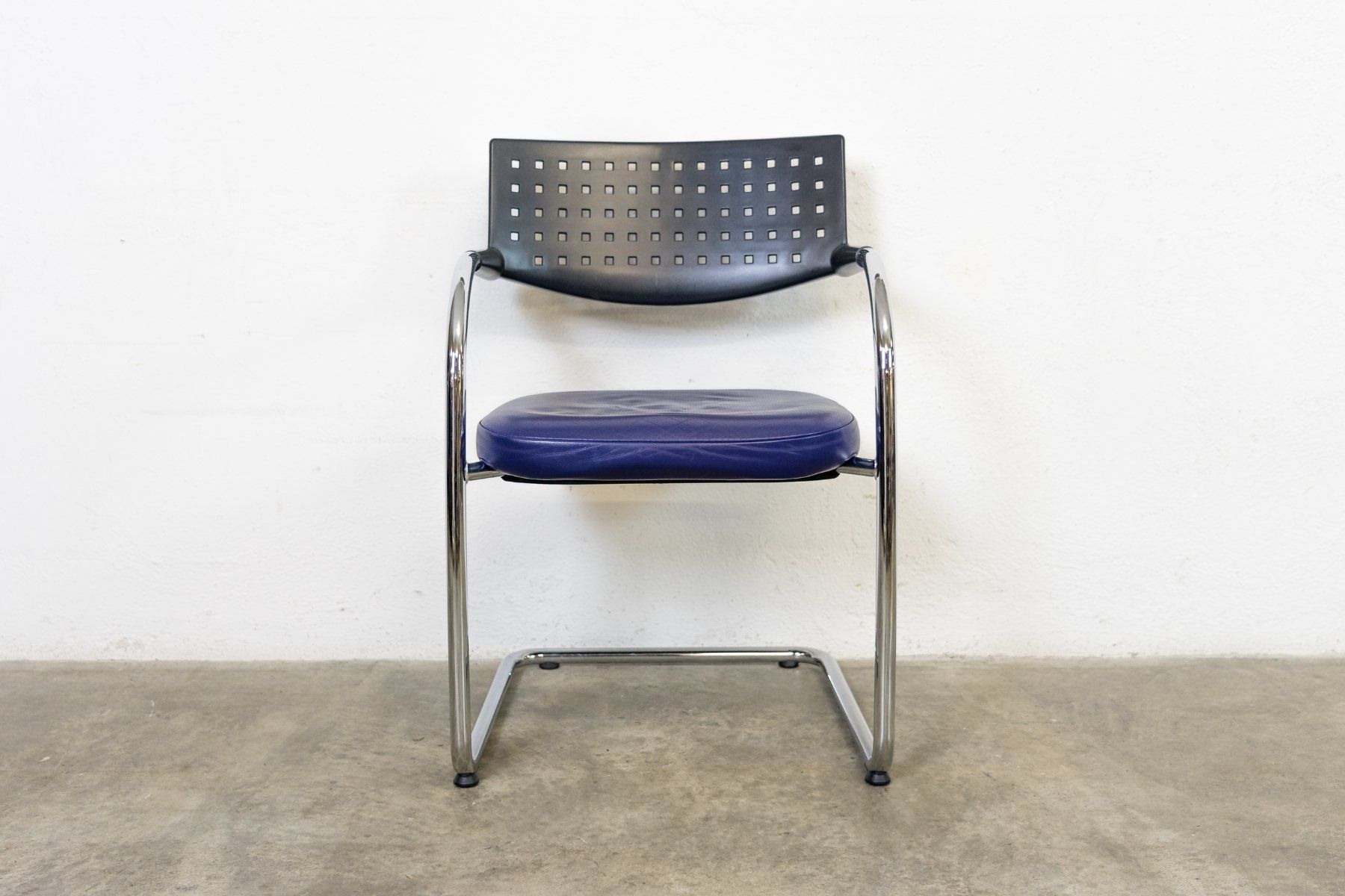 Chaises: Vitra Visavis Freischwinger Leder Büro – D'occasion à Schaffhausen par Studio-Ara 3