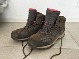 neuwertige Hi-Tec Wanderschuhe, Gr. 40