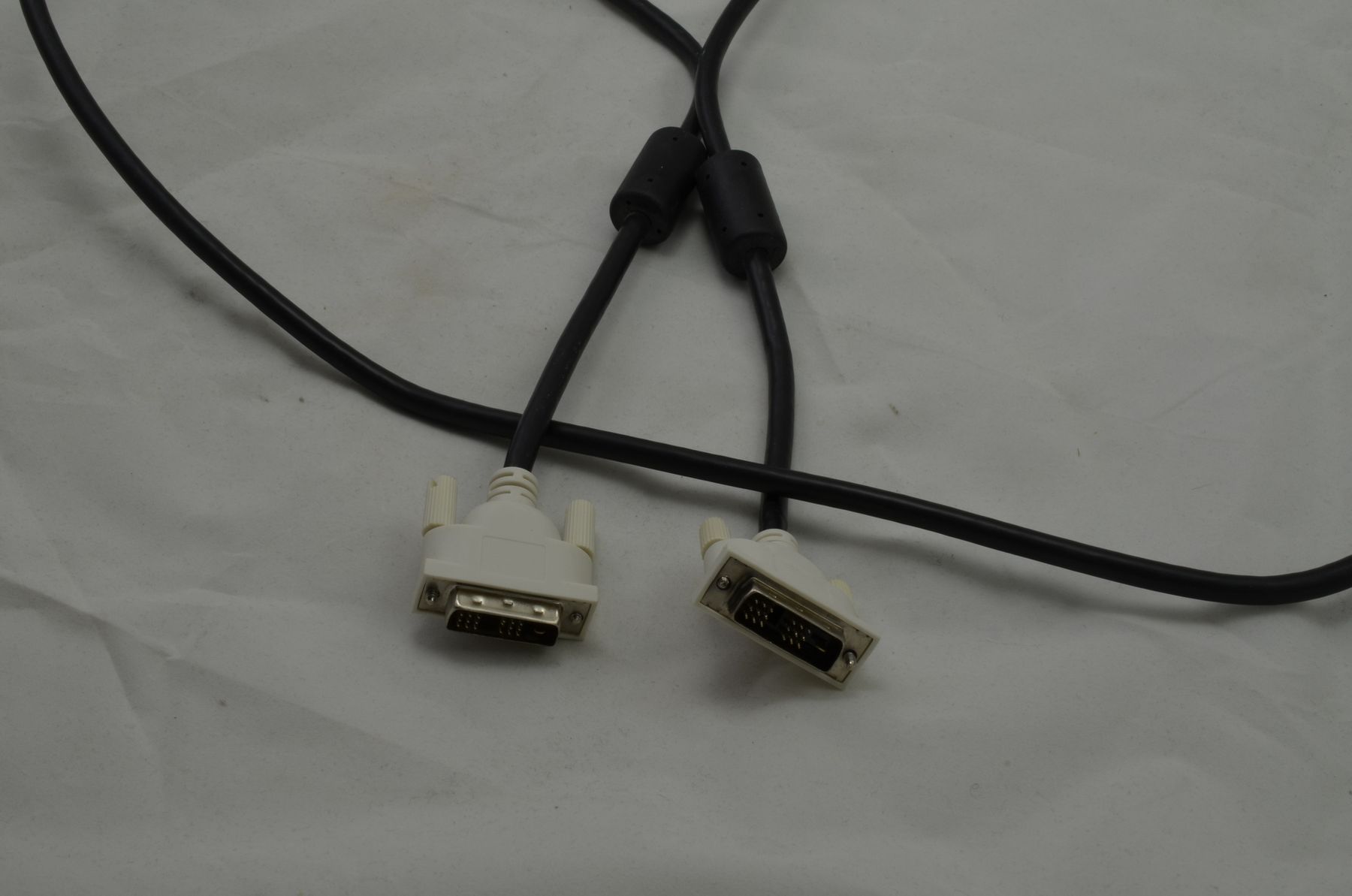 Kabel: DVI-Kabel ca. 1.5m – Gebraucht aus Buchs AG von SellAndBuyX