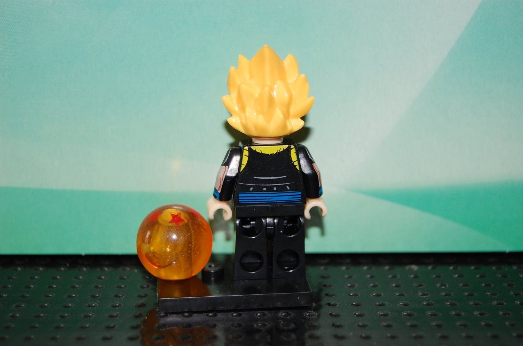 Kit di costruzioni: Dragon Ball Minifigur Son Goku – Usato da Basel venduto da Don-Angel 2