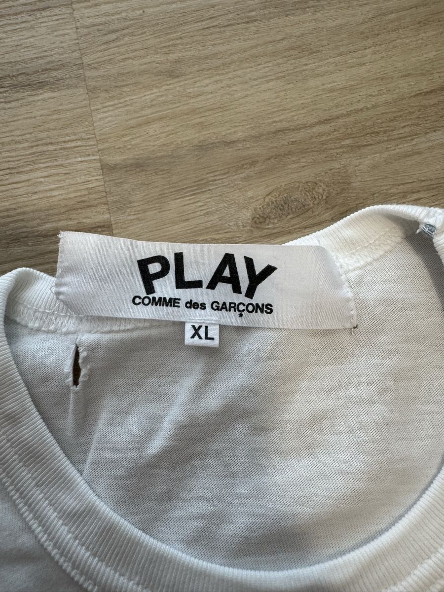 Comme Des Garcons T-shirts: Comme des Garcons Play T-Shirt weiss – D'occasion à Maisprach par jokoundklaas 2