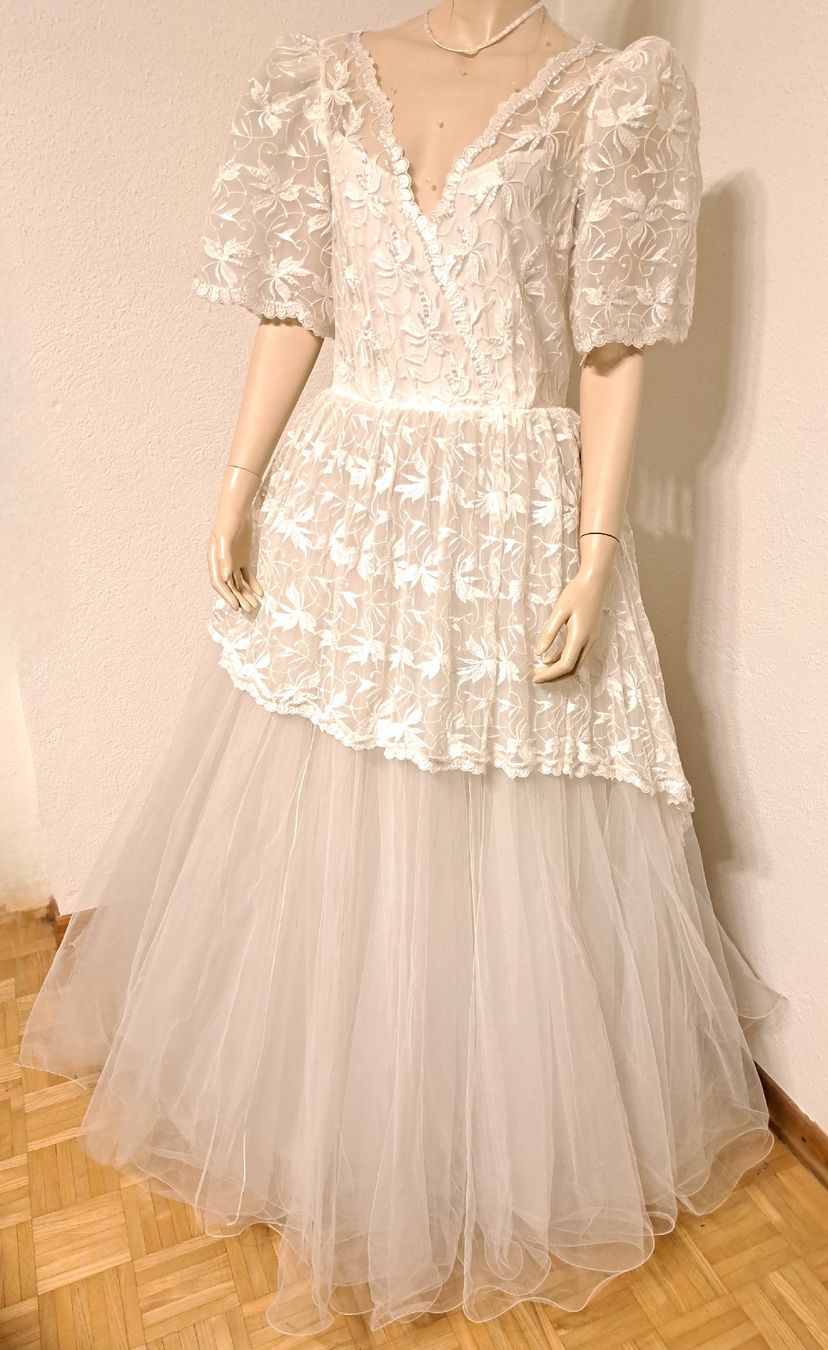 Vestiti: Wunderschönes Hochzeitskleid, Gr.ca 38 – Usato da Burgdorf venduto da Mikado019 1