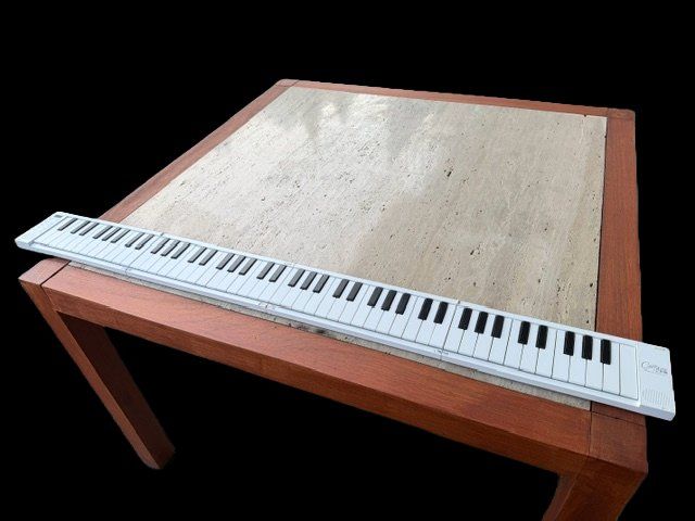 Musikinstrumente: Carry-on - Folding Piano 88 – Neu (gemäss Beschreibung) aus Jona von marcobetz