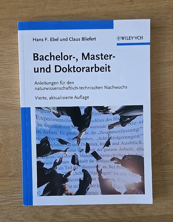 Libri: Wissenschaftliches Arbeiten  Bachelor/Master/Doktorarbeit – Usato da Bottmingen venduto da san_j2p9