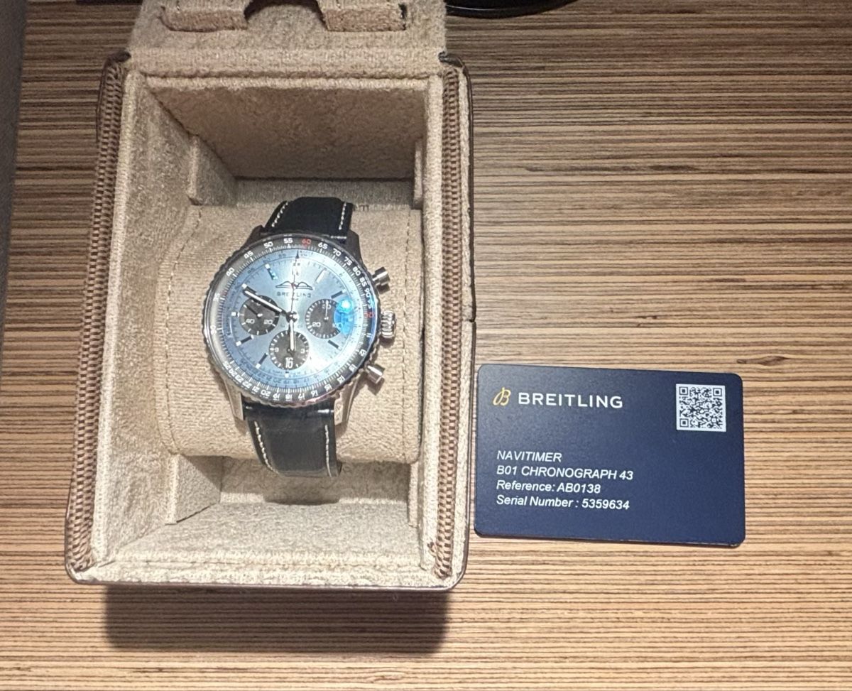 Breitling Uhren: Breitling Navitimer B01 Chronograph 43 – Neu (gemäss Beschreibung) aus Einsiedeln von bor_rxm8 4