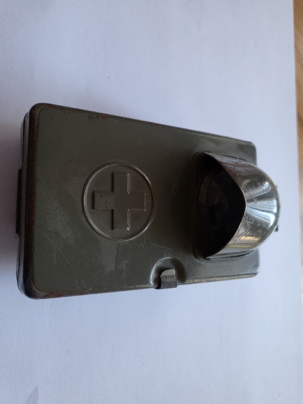 Schweizer Armee Lampade: Militär Taschenlampe, Vintage – Usato da Welschenrohr venduto da Fenn-60 3