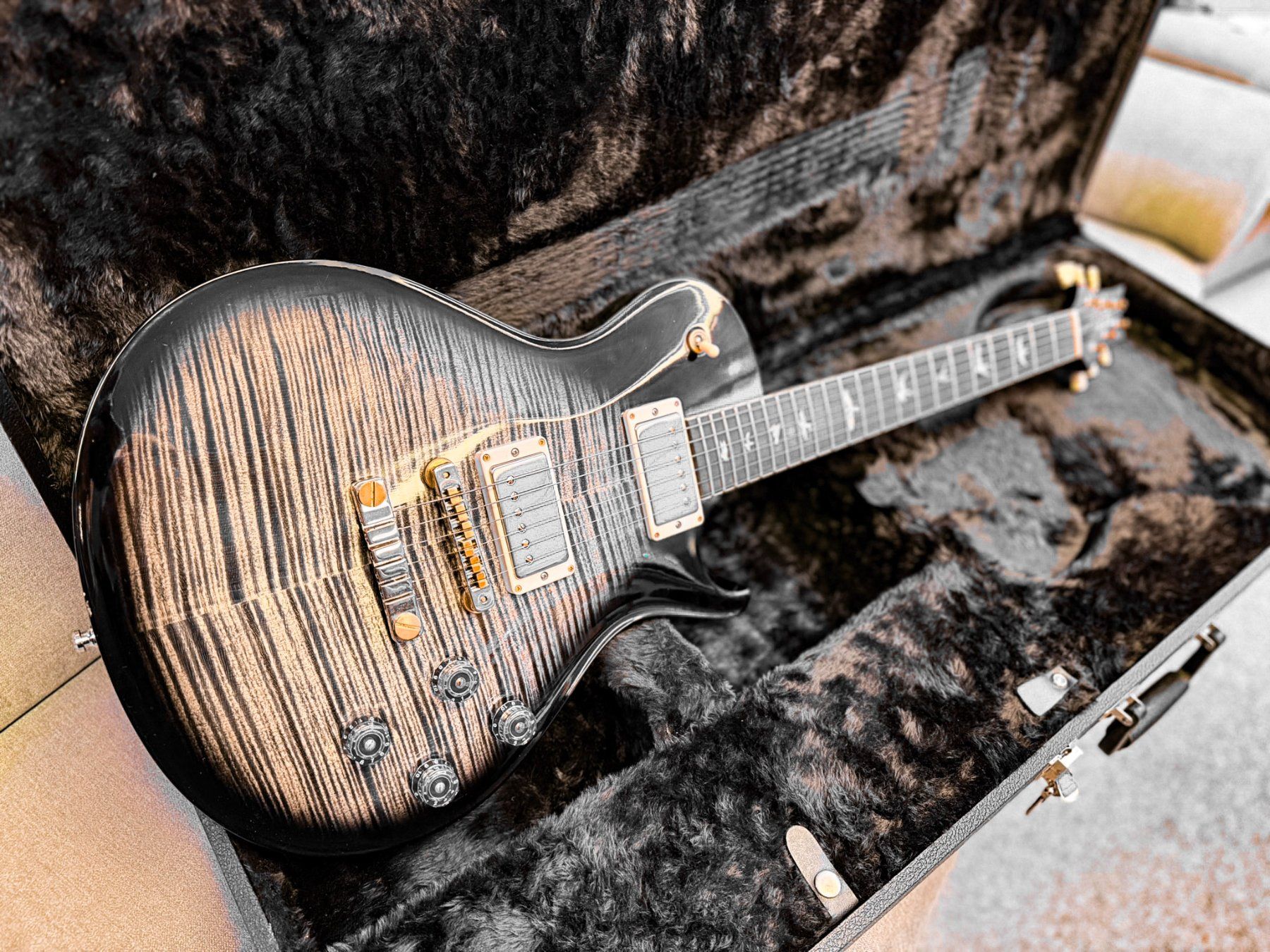 PRS Strumenti musicali: PRS McCarty 594 Singlecut - 10 Top - Charcoal Burst – Usato da Malans GR venduto da macsenti