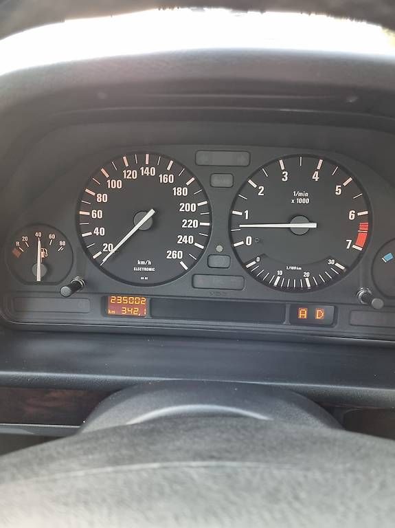 Autos: BMW E34 530i V8 – Gebraucht aus Zihlschlacht von rad_vvm9 3