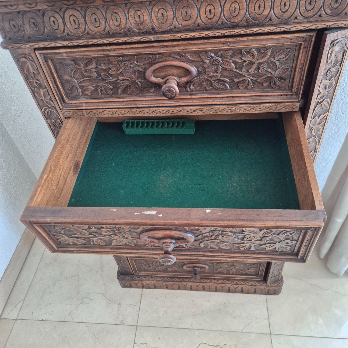 Cassettiere: Commode d'époque Victorienne - 6 tiroirs – Usato da Bogis-Bossey venduto da VNT-GE.ch 2