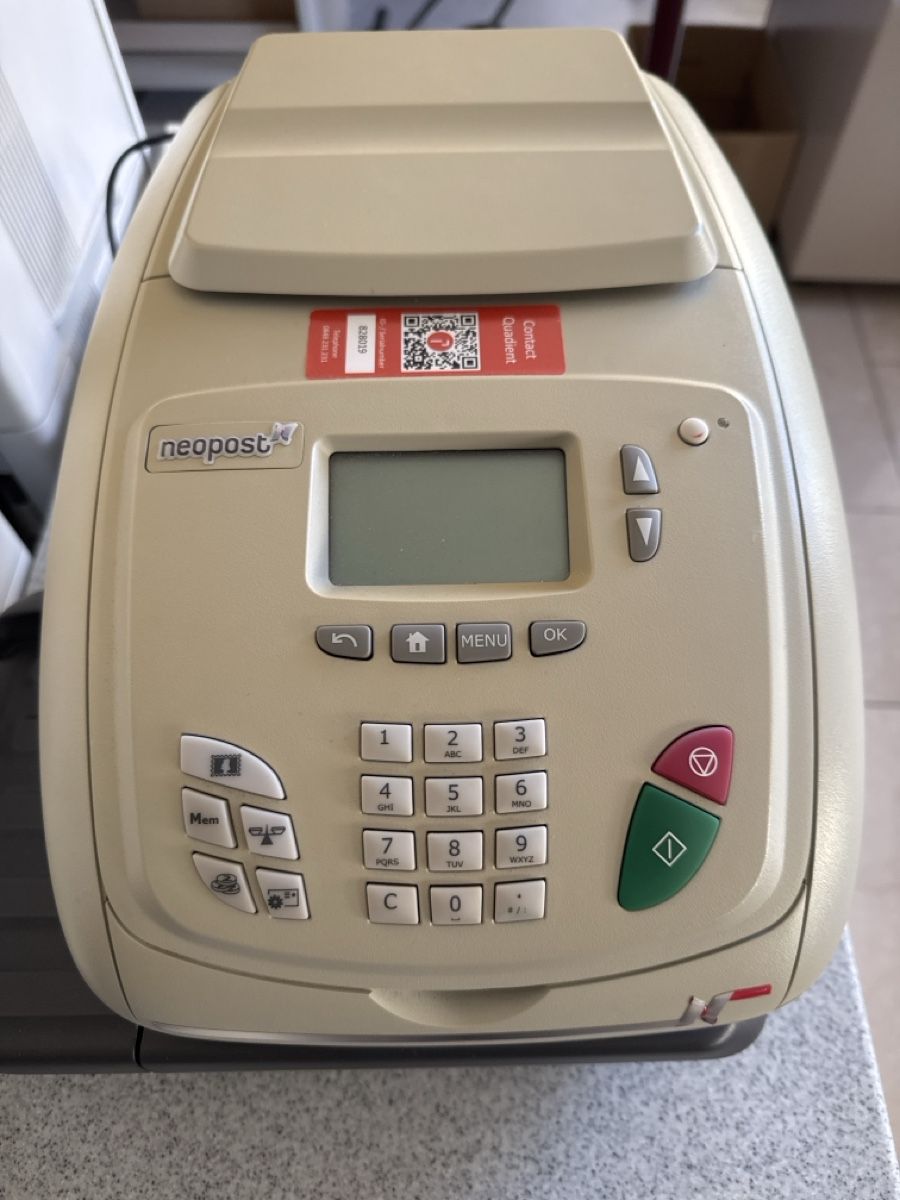 Tutte le macchine: Frankiermaschine Neopost IS 350    – Usato da Zürich venduto da tak_kvz7