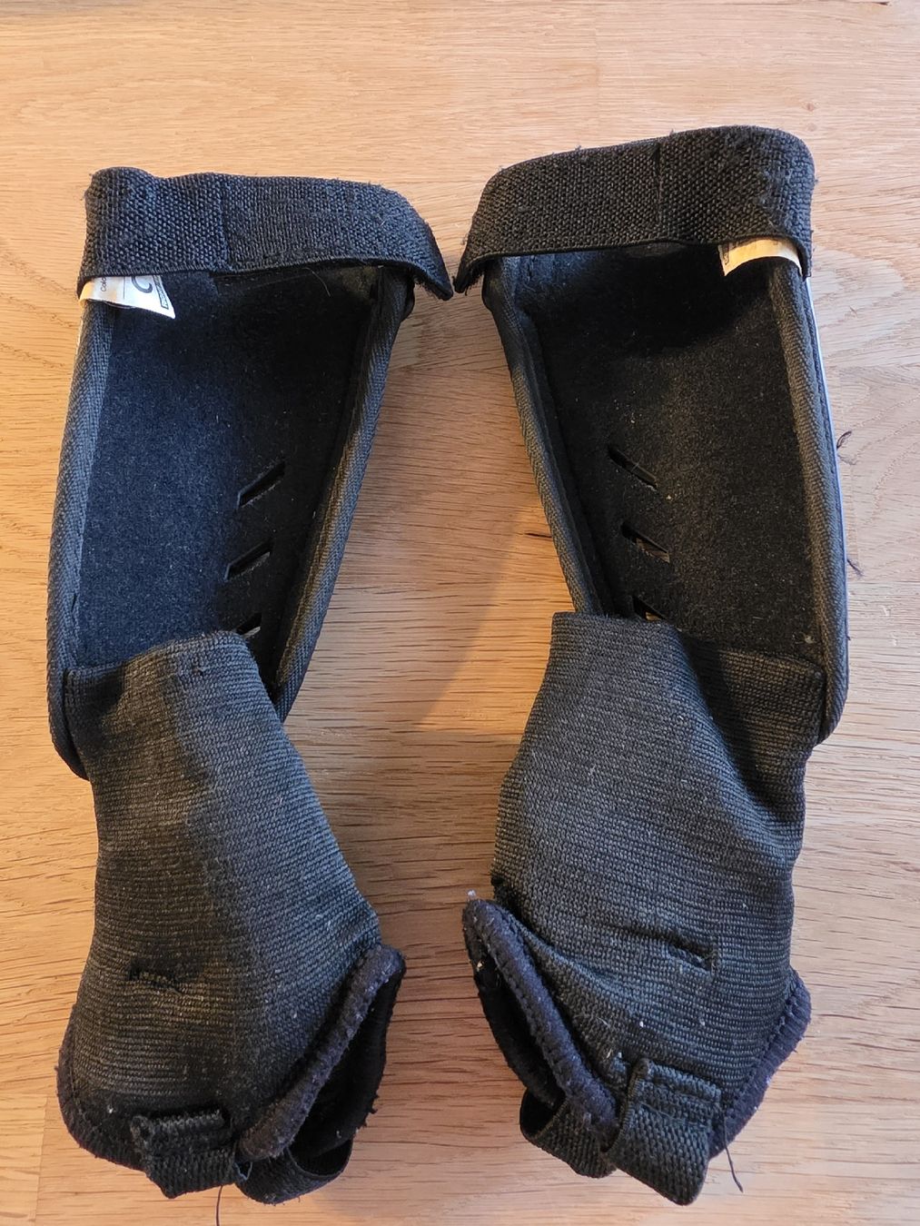 Nike Protezioni & Imbottiture: Schienbeinschoner Nike Grösse S Kinder – Usato da Bergdietikon venduto da Staphylococcus 1