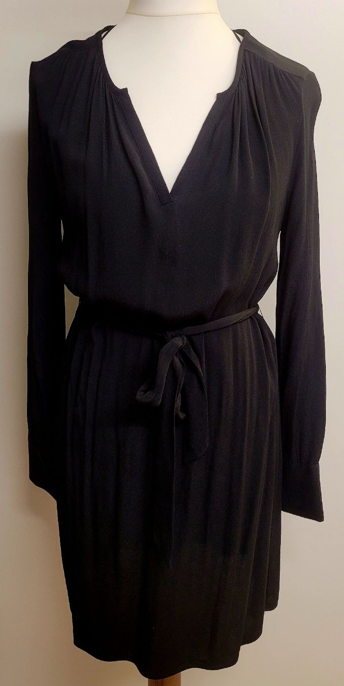 Kleider: Kleid neu S – Neu (gemäss Beschreibung) aus Ruggell von liverzano1