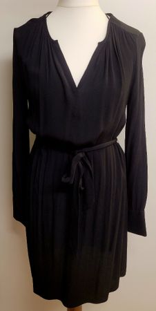 Kleid neu S