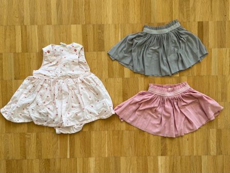 Mädchen Set Gr. 74 H&M Bio-Kleid & 2x Röcke Baby Fresh