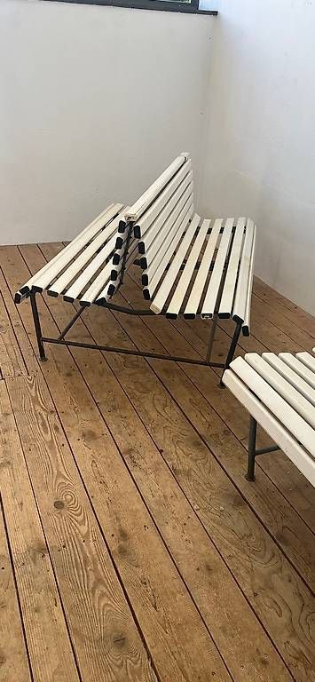 Bänke: Ehemalige Schiffsbänke – Gebraucht aus Gunzwil von vintage-bazaar
