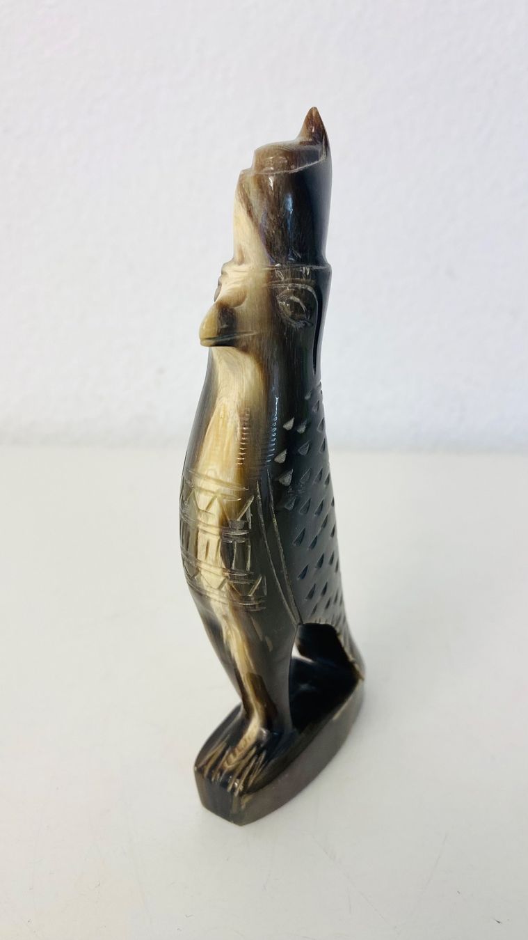 Statuette: Figur Horus Falke Horn handgeschnitzt – Usato da Zürich venduto da Arche_Brockenhaus 1
