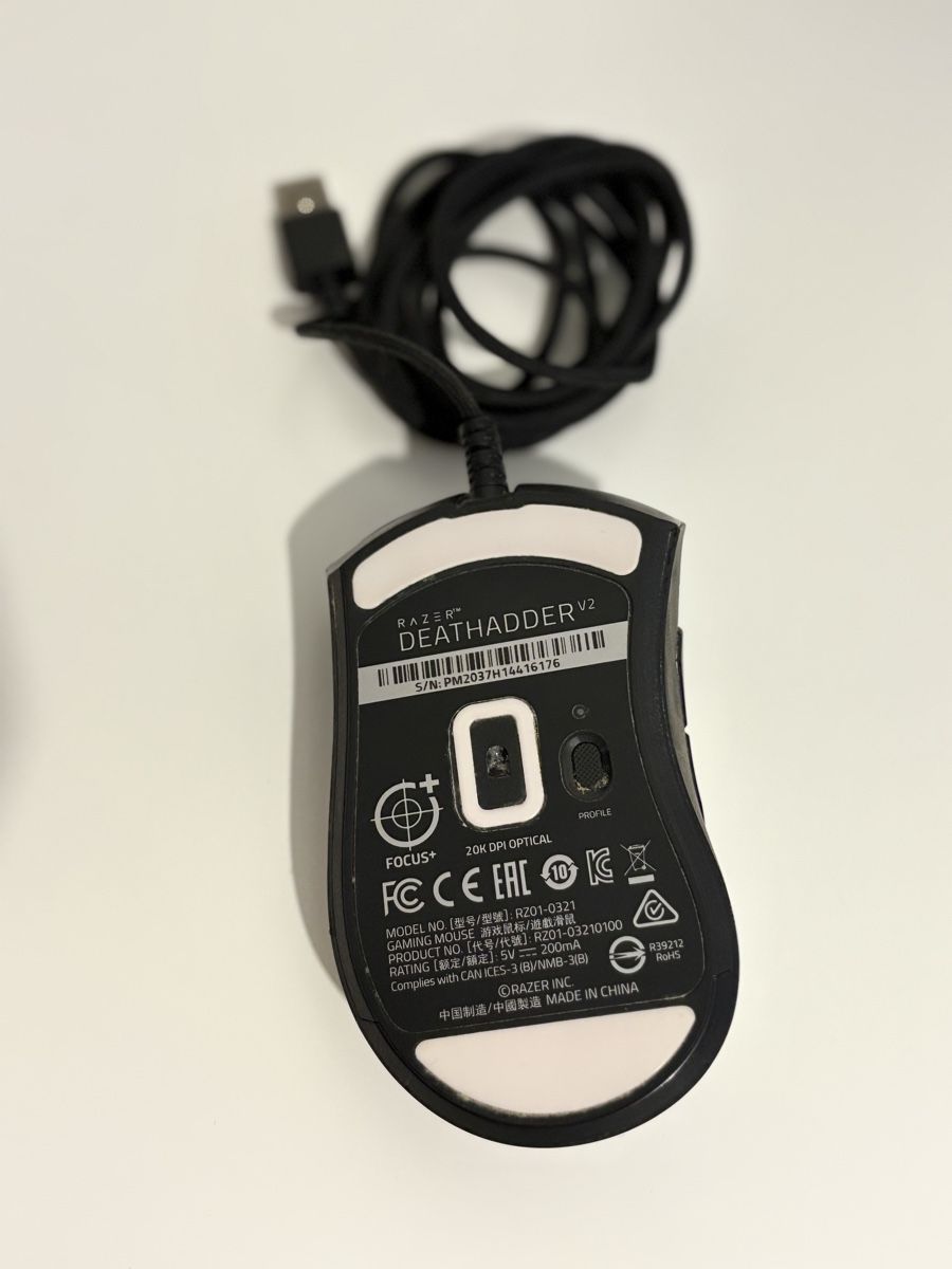 Razer Mouse: Gaming Mouse Razer DeathAdder V2 schwarz – Nuovo (secondo la descrizione) da Winterthur venduto da ekb_m5zc 1