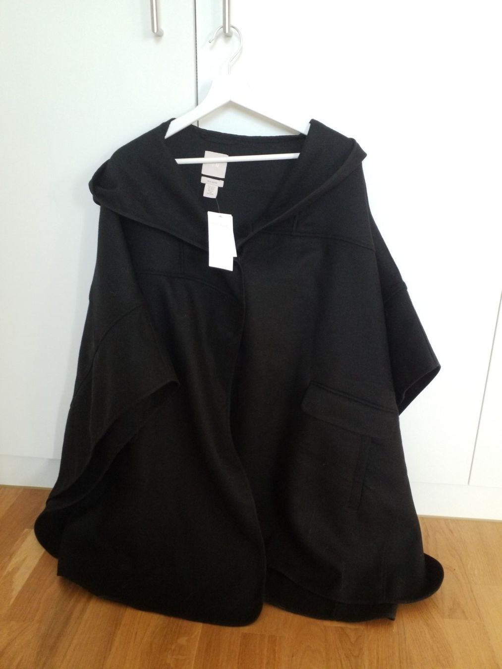 H&M Sonstige Damenmode: Cape Coat – Neu und originalverpackt aus Luzern von _Lobster_ 2