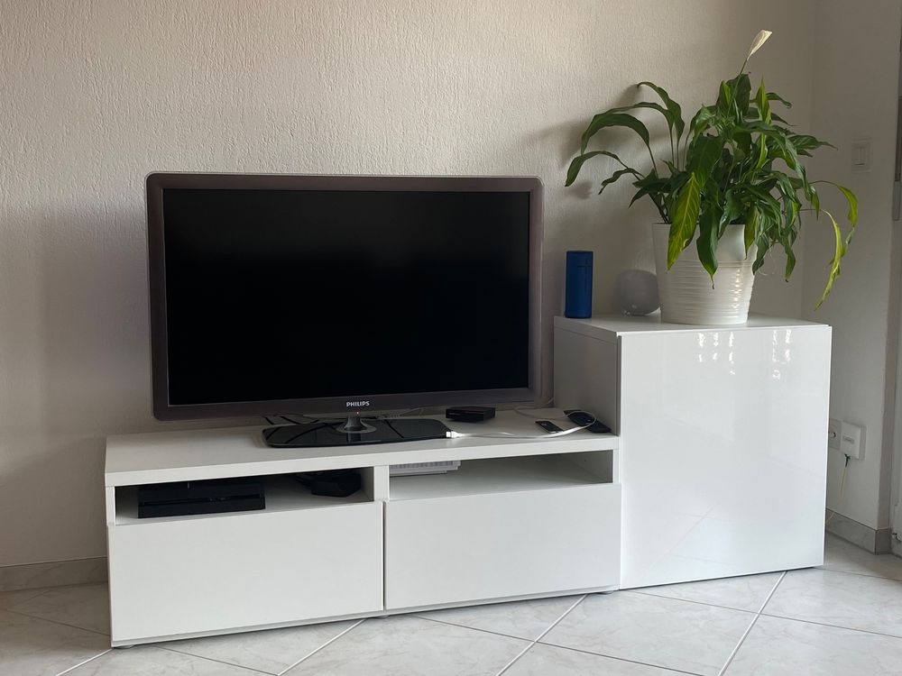 White Tv Cabinet Ikea Perfect Condition Kaufen Auf Ricardo   White Tv Cabinet Ikea Perfect Condition