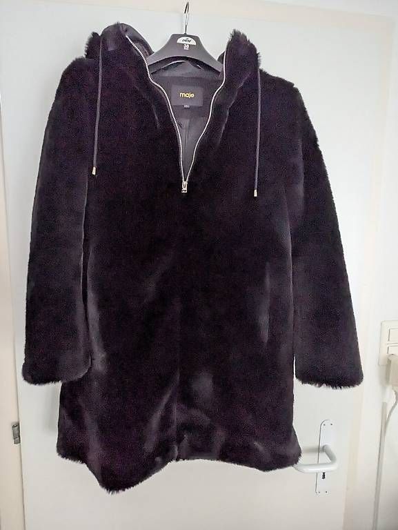Maje Cappotti: Maje Winter Mantel Webpelz, Gr. 38/40, Neu – Nuovo (secondo la descrizione) da Chur venduto da Ronja777 4