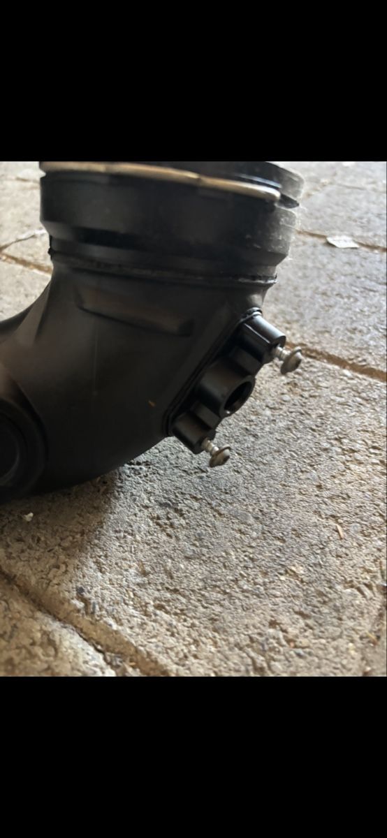 BMW Alle Autoersatzteile: Bmw 335i n55 e92/93 chargepipe – Gebraucht aus Niederuzwil von Younow 1