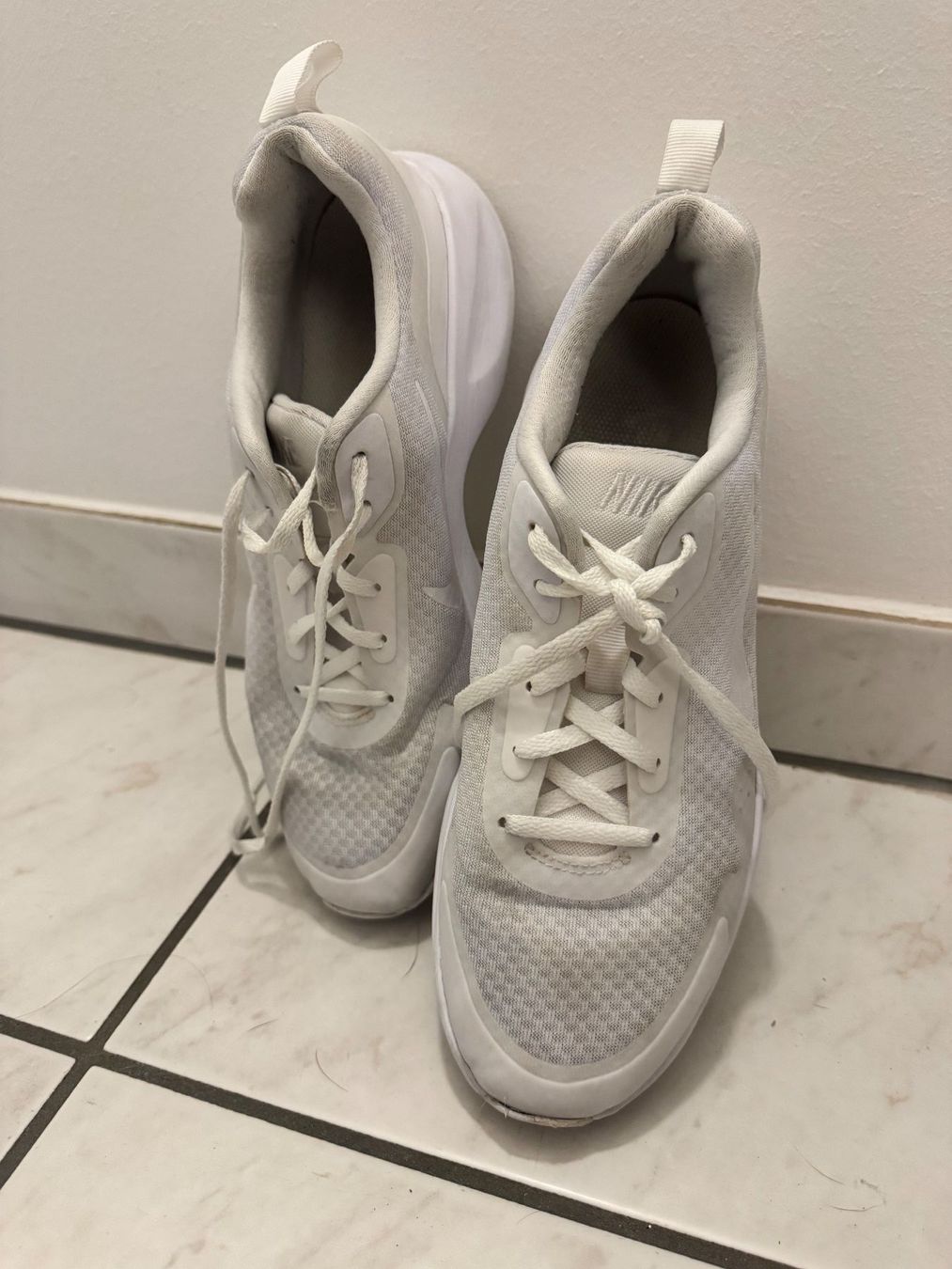 Nike Herrenschuhe: Nike 41 – Gebraucht aus Porza von kaj_d5q7 3