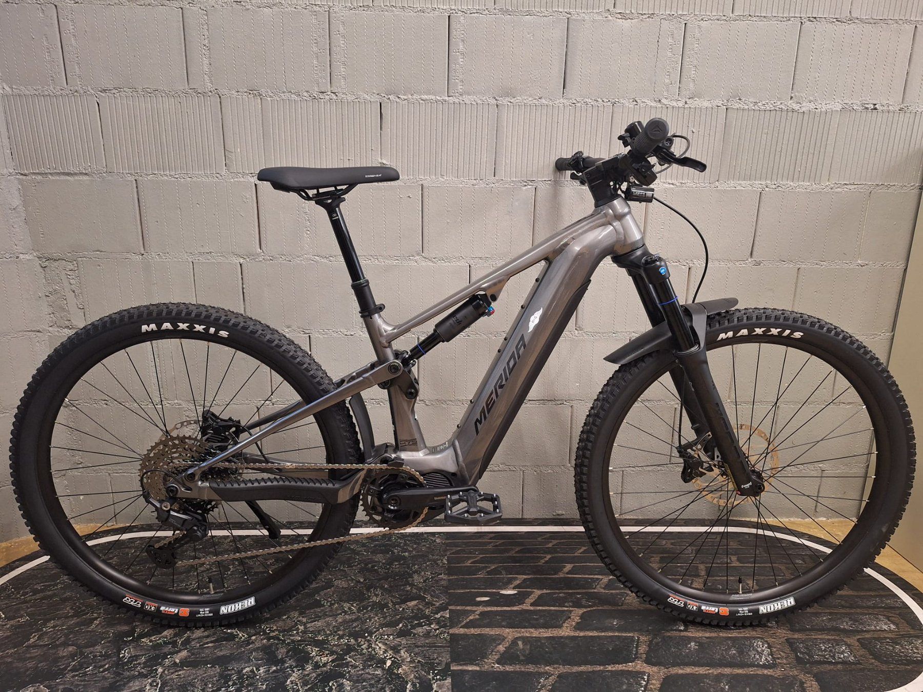 Merida eOne Forty 475 S black emtb fully 750Wh SALE (Neu (gemäss ...