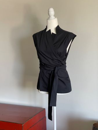 Nina Noka Damen Wickelbluse schwarz Grösse S