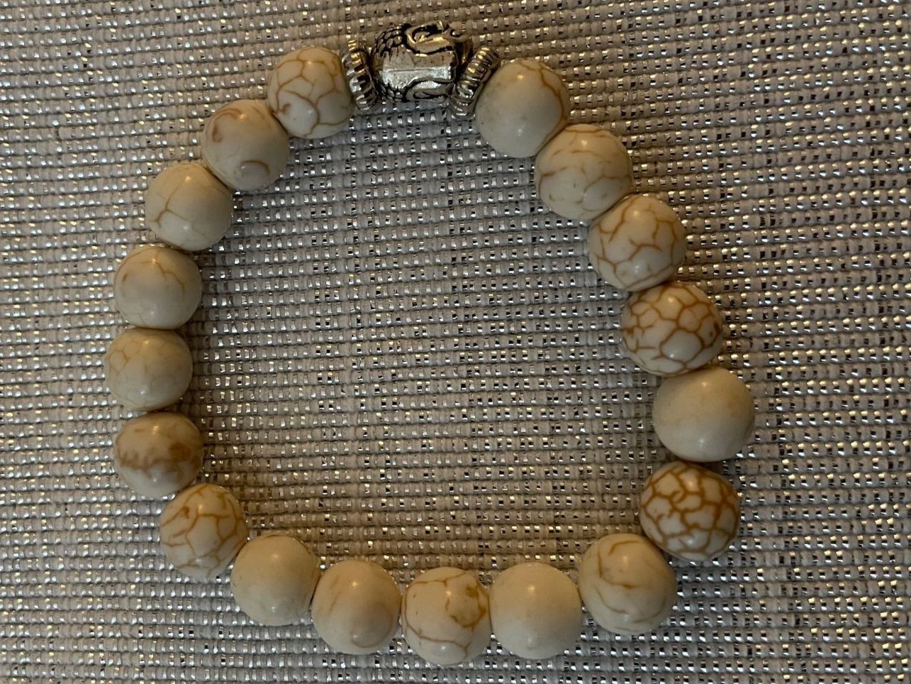 Bracciali & Braccialetti: Bracelet aux perles de pierre – Usato da Préverenges venduto da groli_mur 1