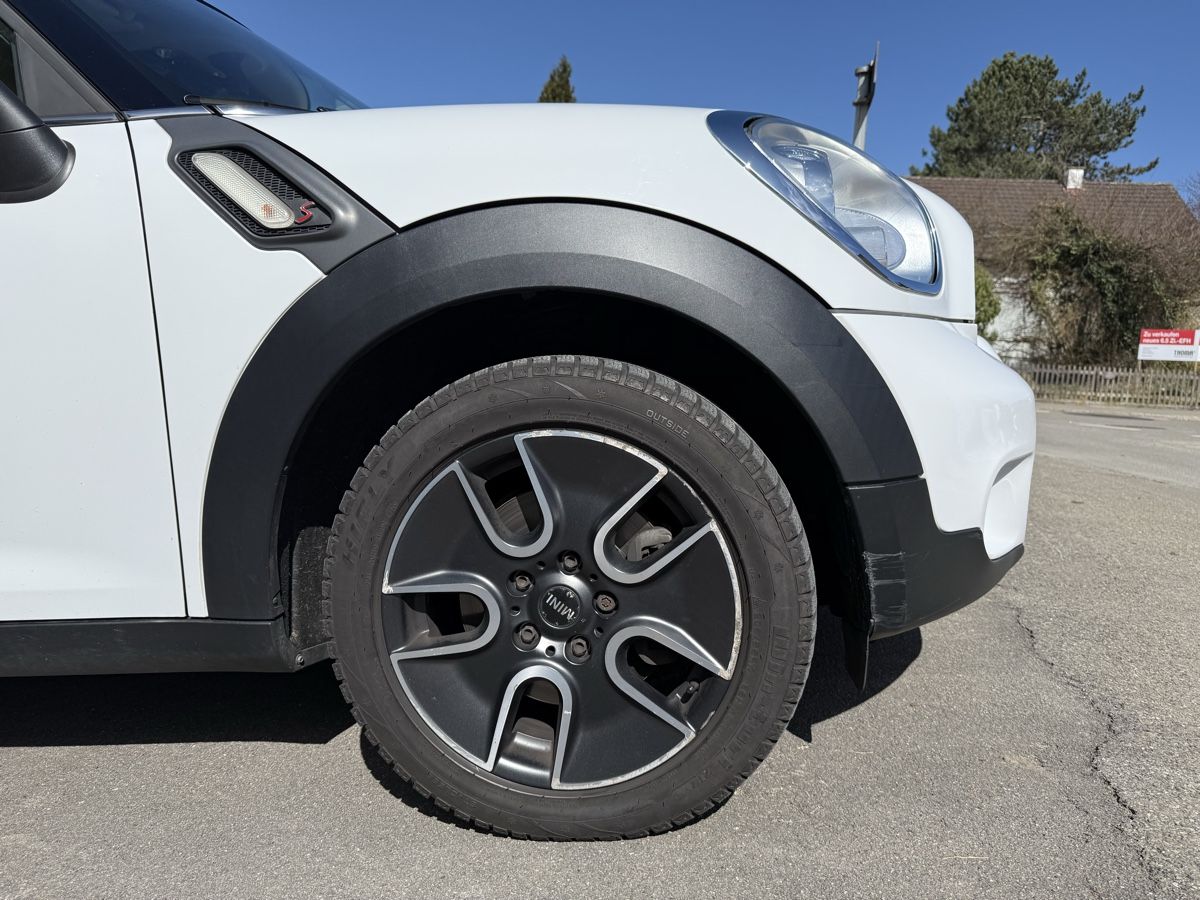 Mini Automobili: Mini Cooper S Countryman 4x4 – Usato da Müllheim Dorf venduto da suaviterinmodo 3