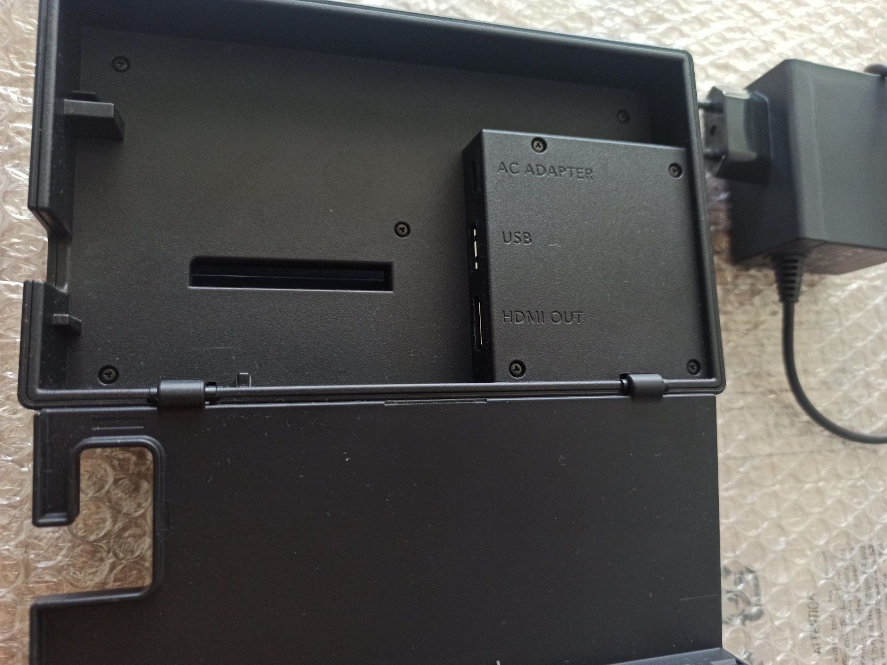 Dockingstation: Original Nintendo Switch TV-Dockingstation + Netzteil NSW – Gebraucht aus Oberweningen von mar_87mx 4