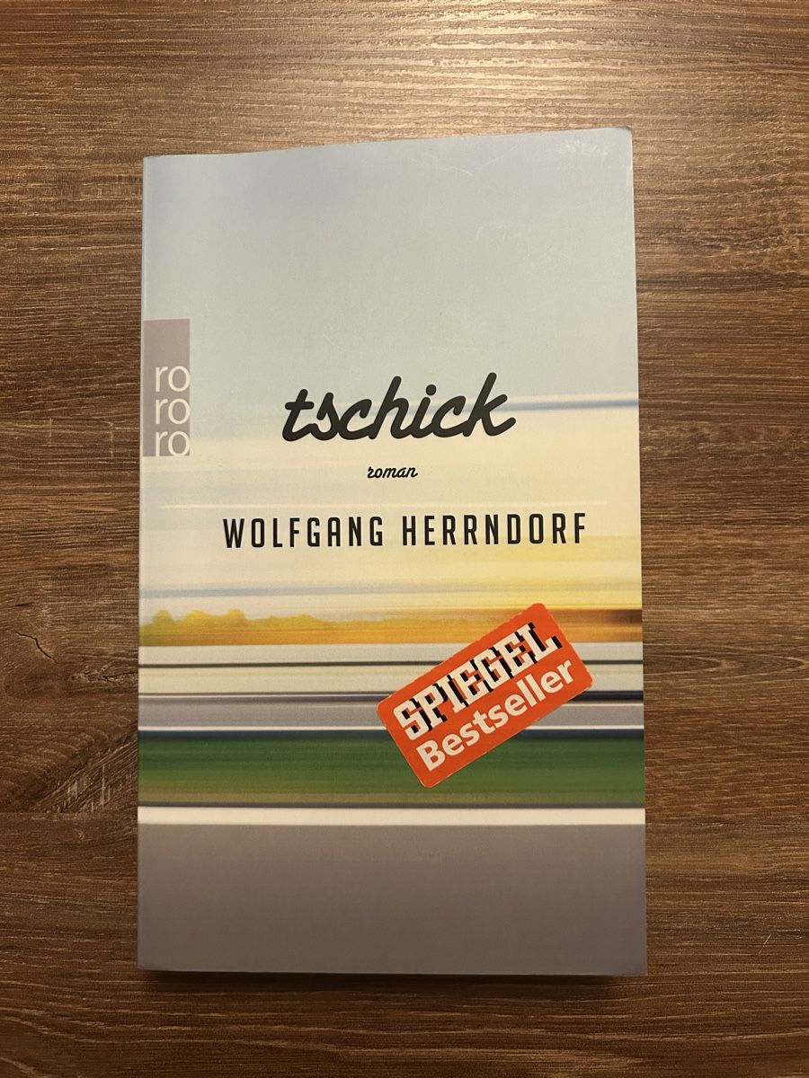 Libri: Bücher : Tschick und Zweier ohne – Nuovo (secondo la descrizione) da Pratteln venduto da esr_5z52 1