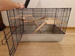 Nagergehege, bei abedarf mit diversem Zubehör.