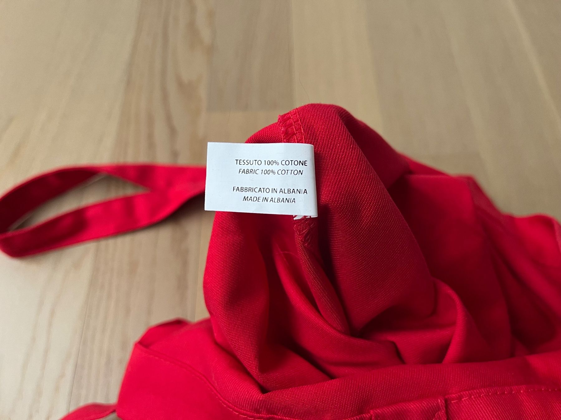Taschen: Tudor tote bag red BRAND NEW – Neu (gemäss Beschreibung) aus Villars-sur-Glâne von etoupe621 4