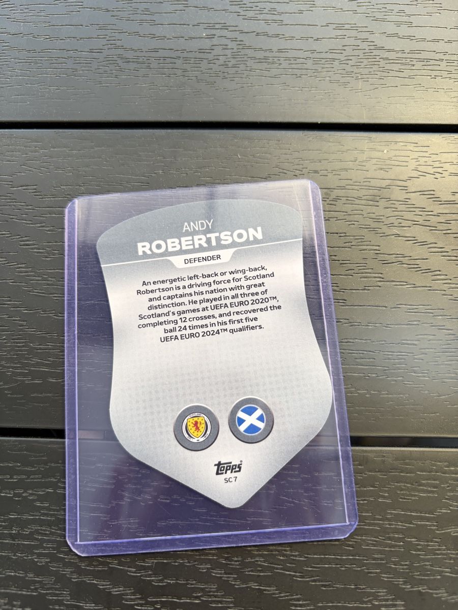 Topps Carte collezionabili: Andy Robertson Topps Chrome Shield UEFA Euro – Nuovo (secondo la descrizione) da Burgdorf venduto da lea_cw56 1