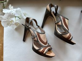 Salvatore Ferragamo (37,5)