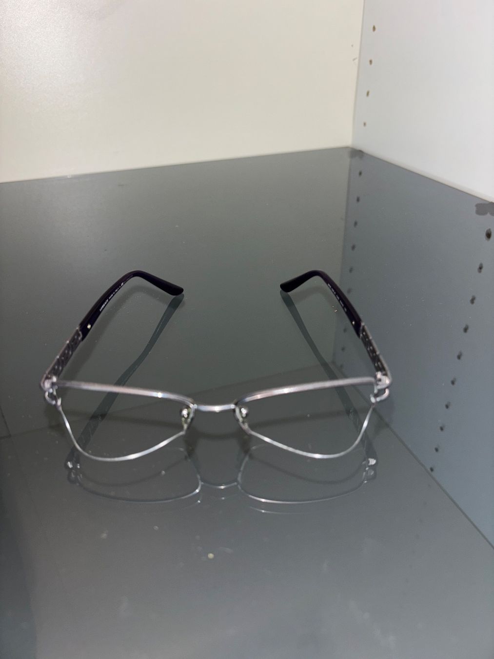 Versace Occhiali & Lenti: Brillengestell VERSACE – Usato da Hendschiken venduto da Uraniali