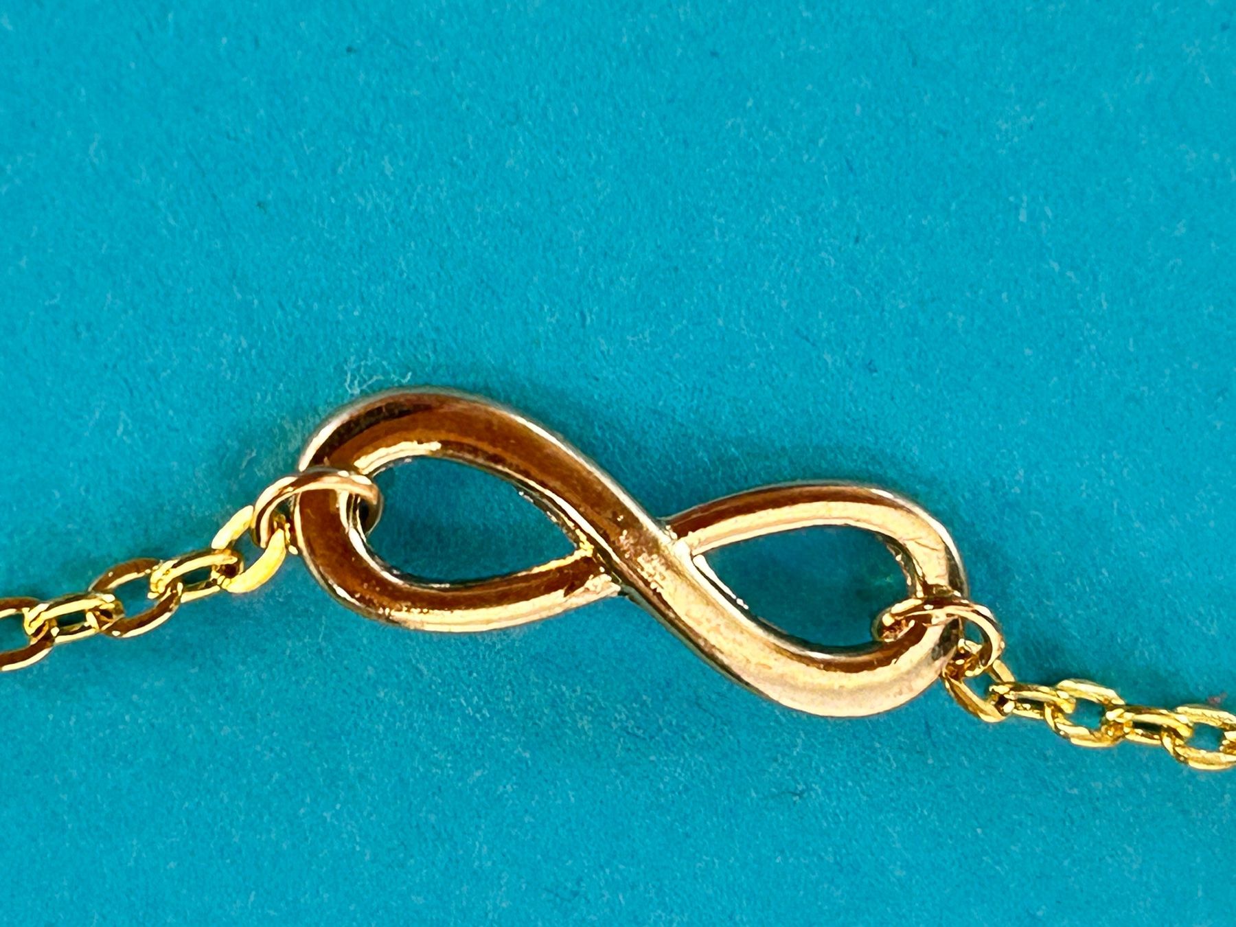 Bracciali & Braccialetti: Armband Eternity goldfarben – Nuovo e nell'imballaggio originale da Laufen venduto da Bellavitaboom 3