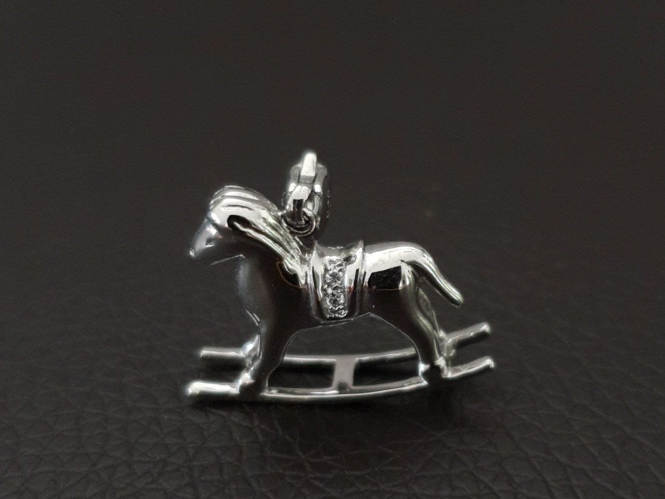 Ciondoli: Silber 925 Charm "Schaukelpferd"  - NEU – Nuovo e nell'imballaggio originale da Uetikon am See venduto da Coralreef 1