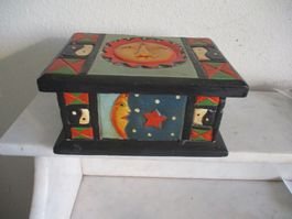 Ältere Holzschatulle Schmuckkistchen