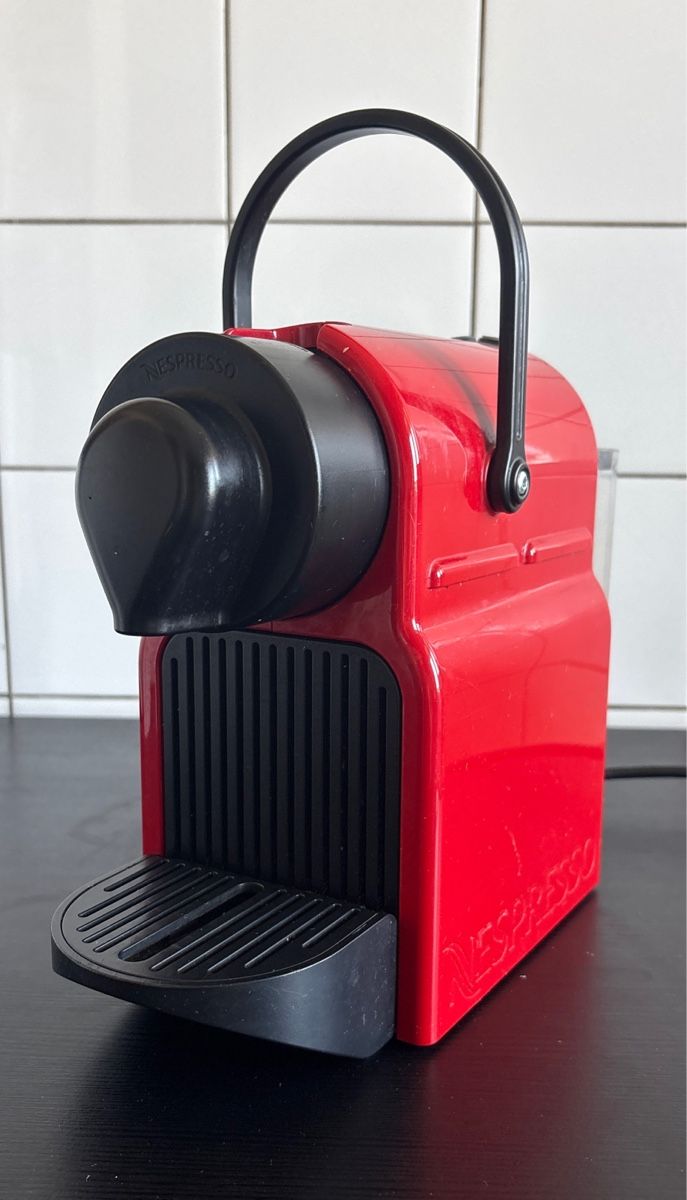Nespresso Macchine per caffè & Macchine per espresso: Nespresso Kaffeemaschine Krups – Usato da Basel venduto da sam_r77c 1