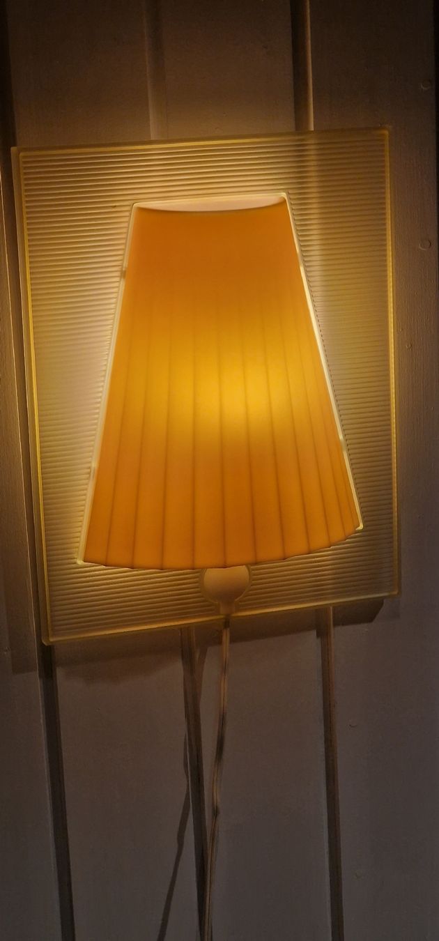Lampade: Walla Lampe von Philippe Stark – Usato da ZÜRICH venduto da Arte-24 3
