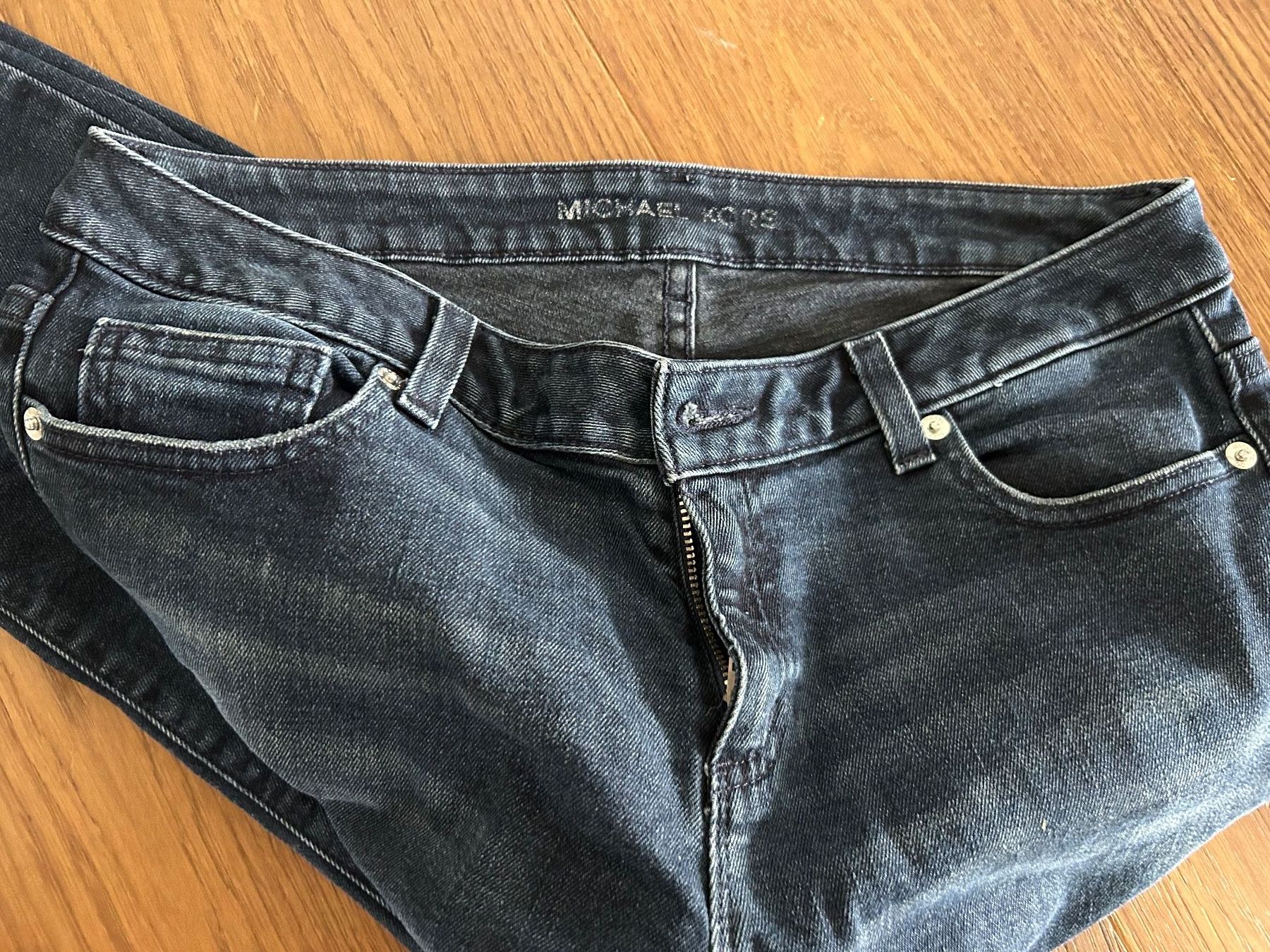 Michael Kors Jeans: Jeans Michael Kors dunkelblau – Gebraucht aus Schwyz von lookatit 1