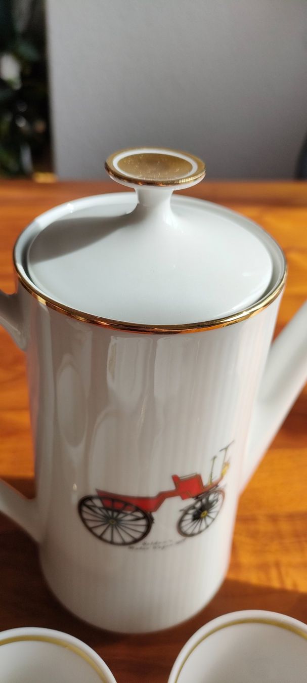 Set di piatti: Mitterteich Bavaria Oldtimer Kaffeeservice mit Goldrand – Usato da Thun venduto da fel_s9w7 1